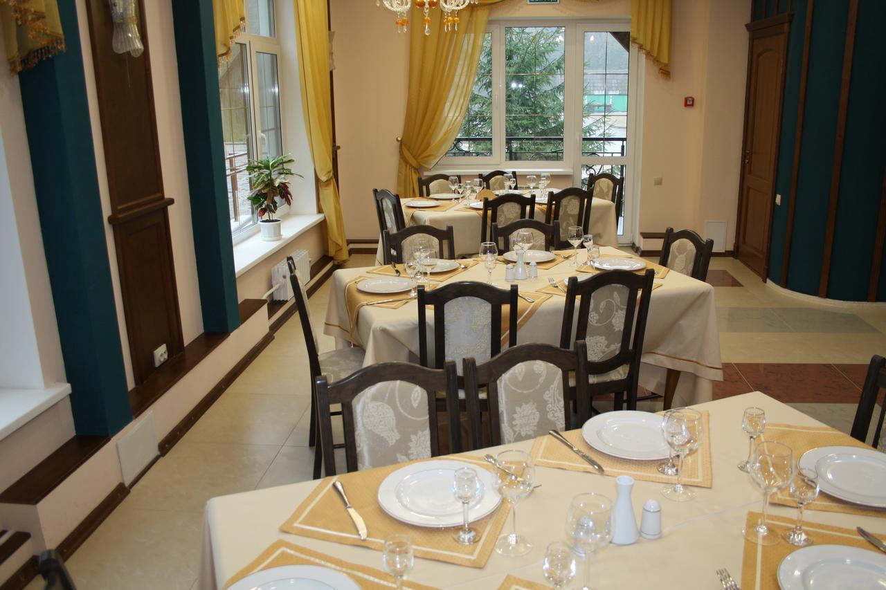 Belovezhskaya Pushcha Hotel Complex Zharkovshina Exterior photo